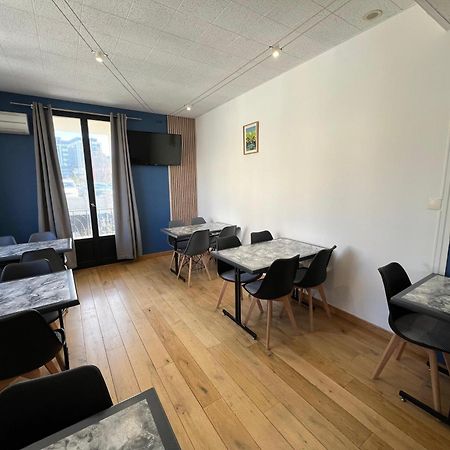 Brit Hotel Du Parc Niort Centre-Parking Gratuit 외부 사진