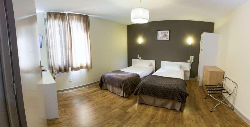 Brit Hotel Du Parc Niort Centre-Parking Gratuit 객실 사진