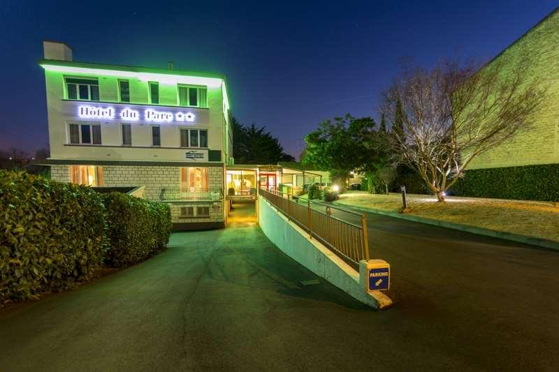 Brit Hotel Du Parc Niort Centre-Parking Gratuit 외부 사진