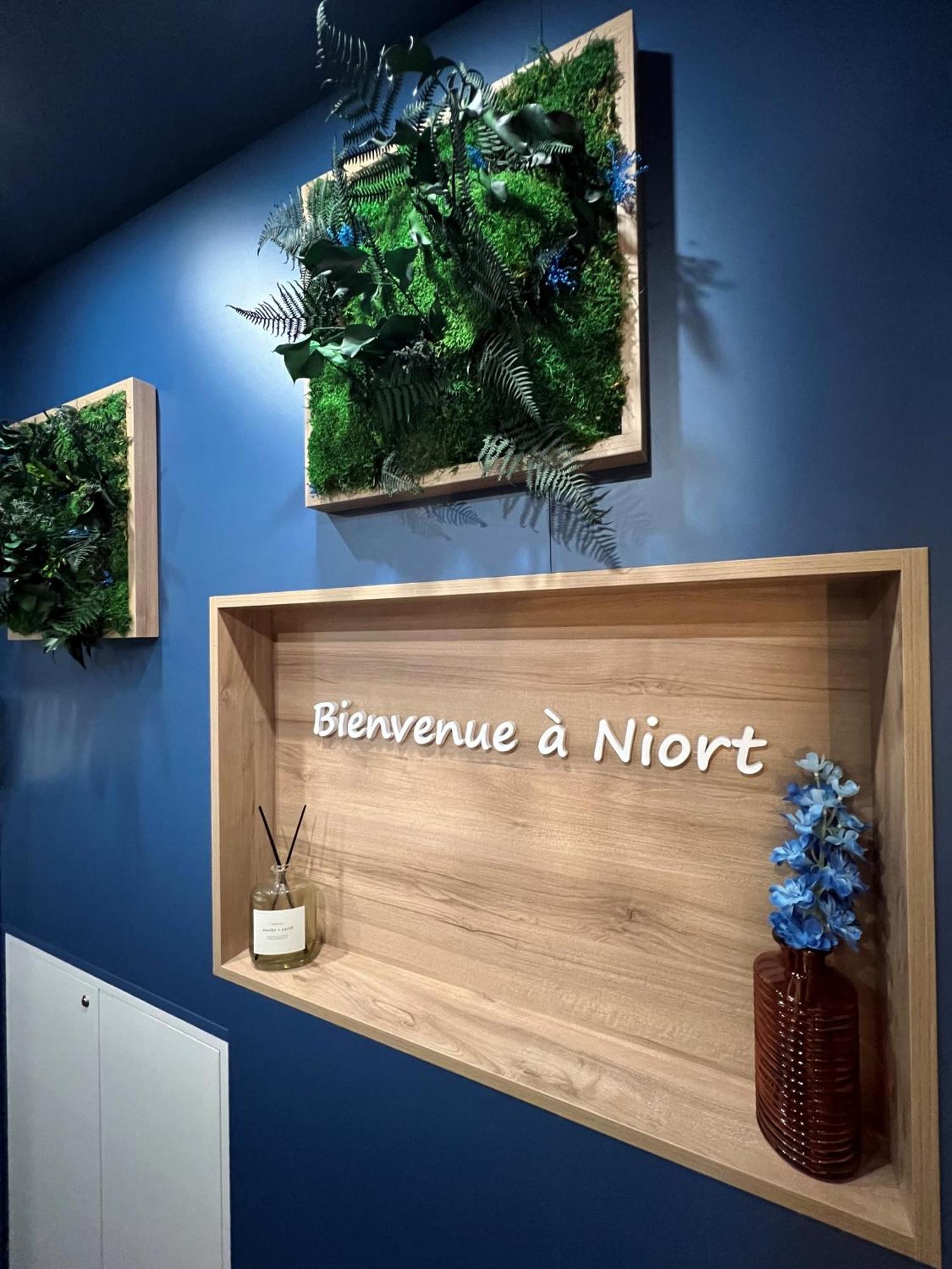 Brit Hotel Du Parc Niort Centre-Parking Gratuit 외부 사진