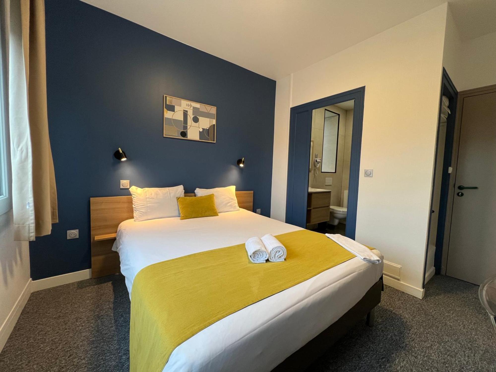 Brit Hotel Du Parc Niort Centre-Parking Gratuit 외부 사진