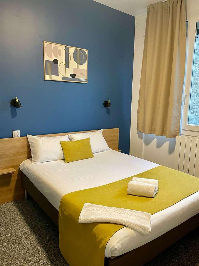 Brit Hotel Du Parc Niort Centre-Parking Gratuit 객실 사진