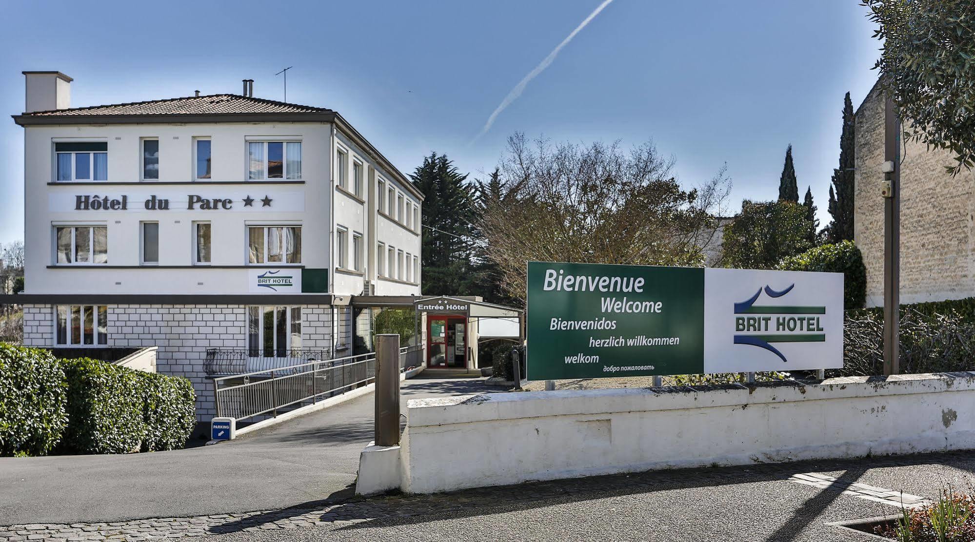 Brit Hotel Du Parc Niort Centre-Parking Gratuit 외부 사진